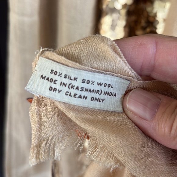 NWT Tory Burch Silk / Wool Sequined Shawl Scarf Gold Tan Retail $275.00 - Picture 8 of 10